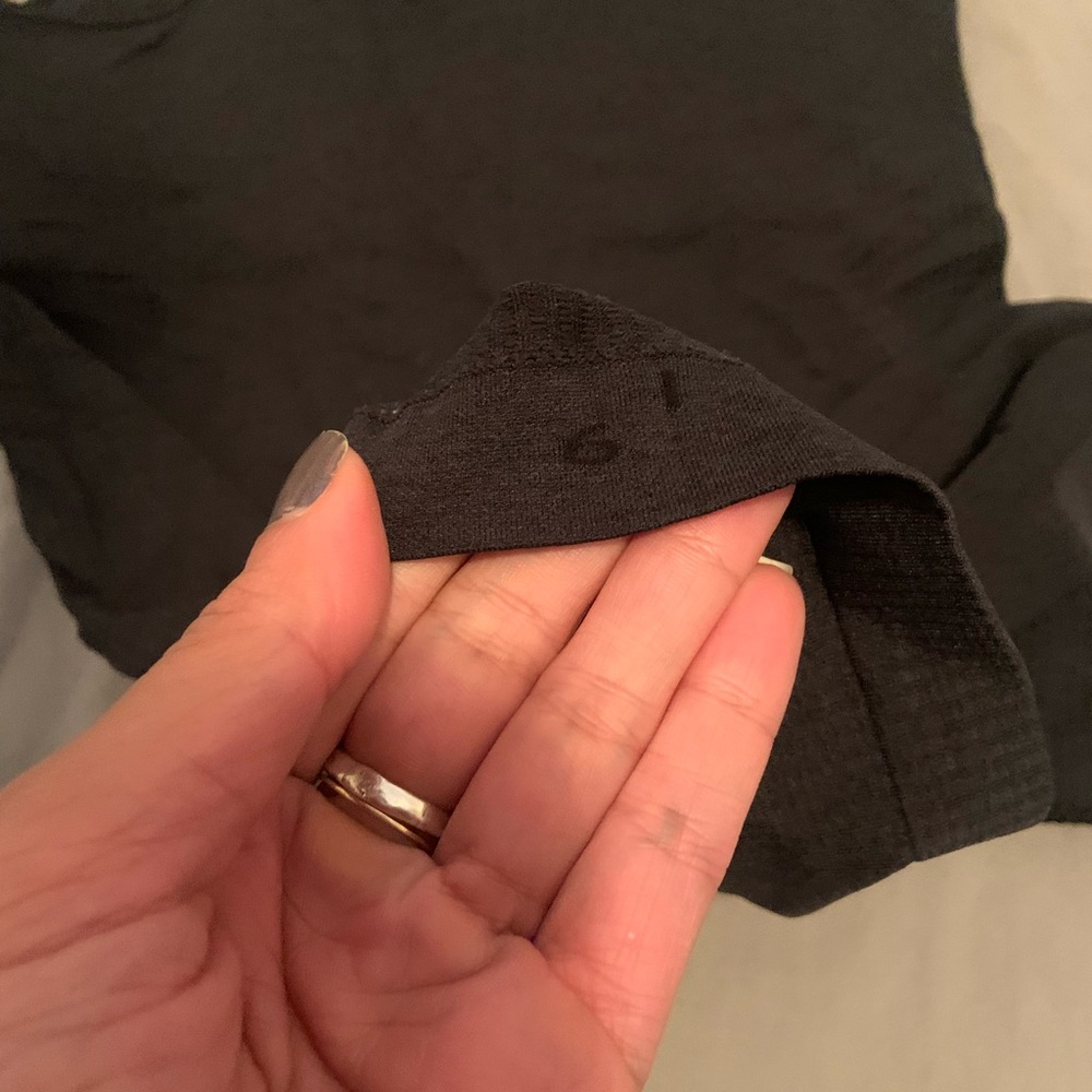 LULULEMON TOP - Picture 3 of 4